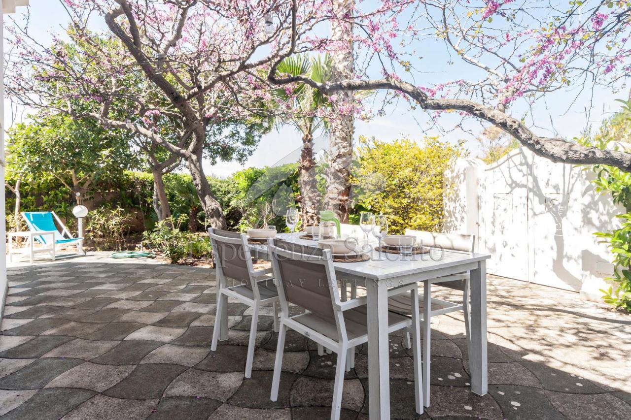 Breezy Beach House Villa Marina di Mancaversa Exterior photo